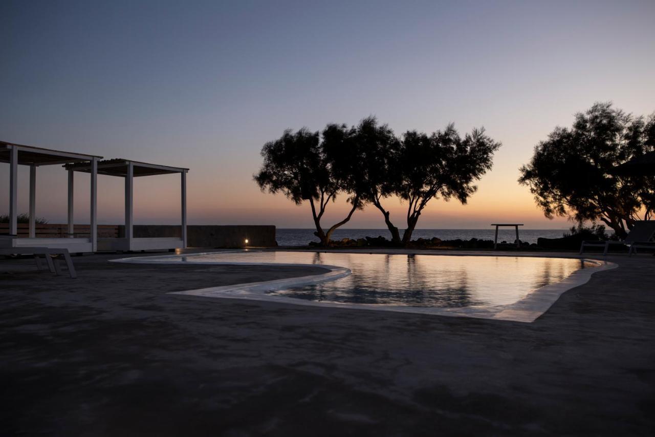 Villa Beltramo Santorini 2 Bedroom Private Pool Villa Foinikia  Exterior photo
